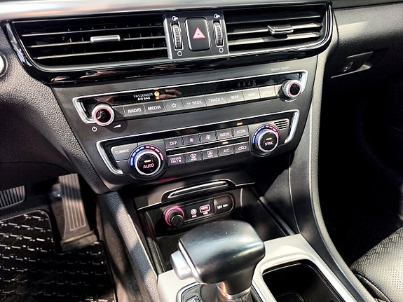 Kia Optima 10 of 30