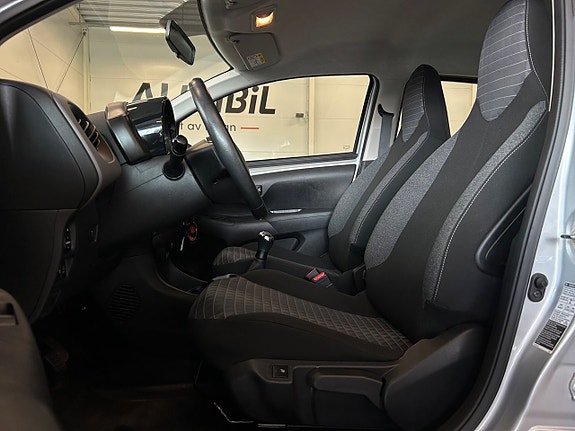 Peugeot 108 12 of 27