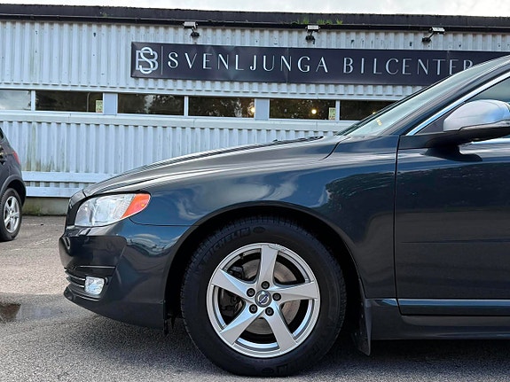 Volvo V70 6 of 24