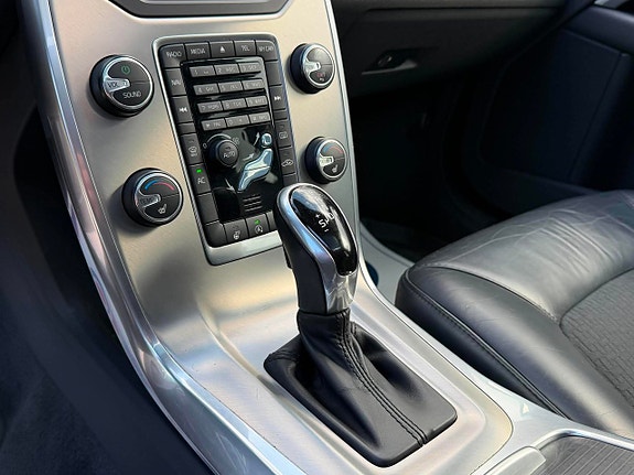 Volvo V70 18 of 24