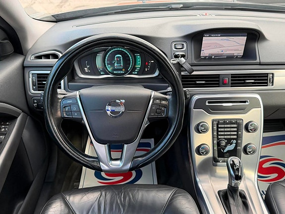 Volvo V70 9 of 24