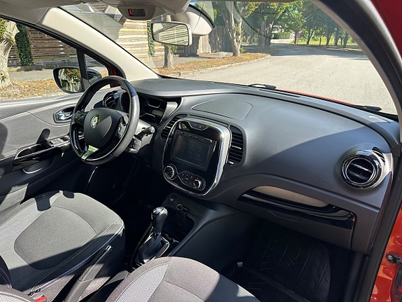 Renault Captur 14 of 23