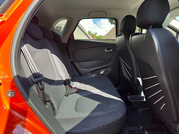Renault Captur 12 of 23