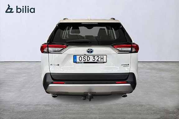 Toyota RAV4 5 of 21