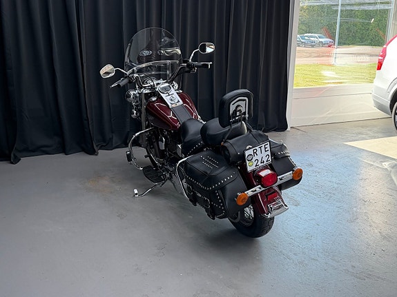 Harley-Davidson Heritage Softail Classic 1.4 Twin Cam 88B Packväskor 715mil Ev 3 of 11