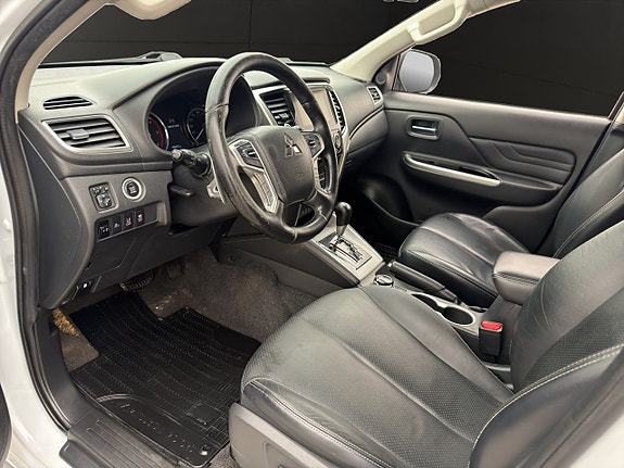 Mitsubishi L200 18 of 30