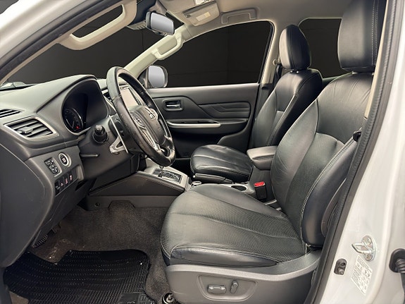Mitsubishi L200 19 of 30