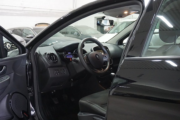 Renault Clio 9 of 29