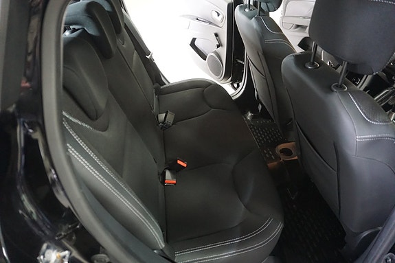 Renault Clio 22 of 29