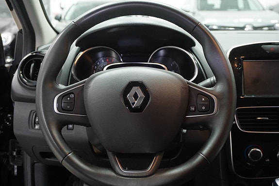 Renault Clio 12 of 29
