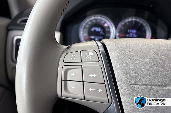 Volvo V70 18 of 27