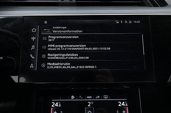 Audi e-tron 21 of 27