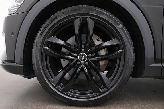Audi e-tron 27 of 27