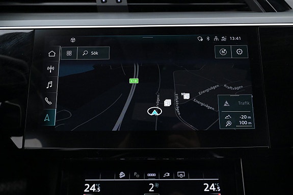 Audi e-tron 16 of 27