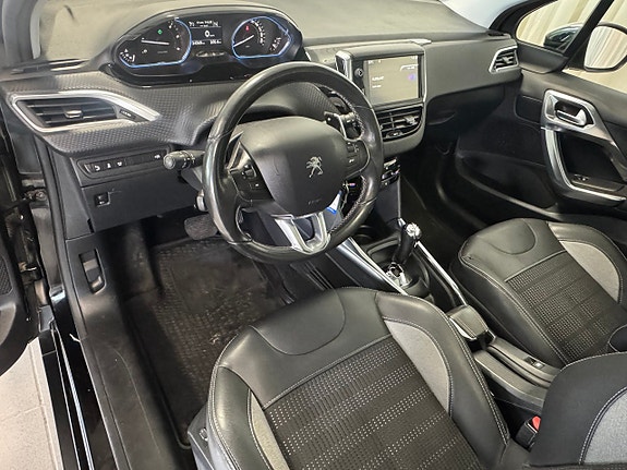 Peugeot 2008 7 of 15