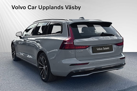 Volvo V60 4 of 18