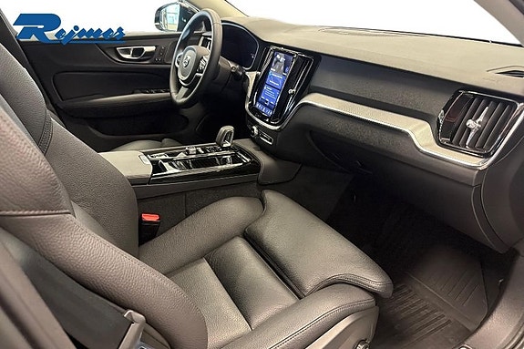 Volvo V60 6 of 23