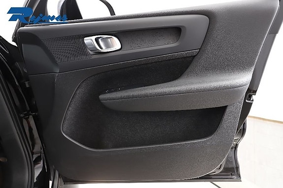 Volvo C40 15 of 30