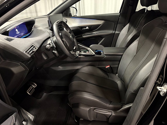 Peugeot 5008 7 of 16