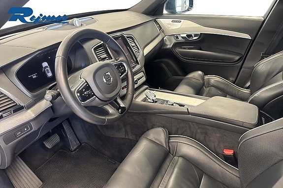 Volvo XC90 6 of 23