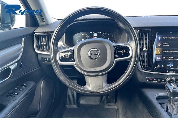 Volvo V90 10 of 22