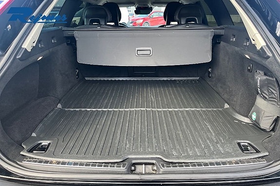Volvo V90 17 of 22