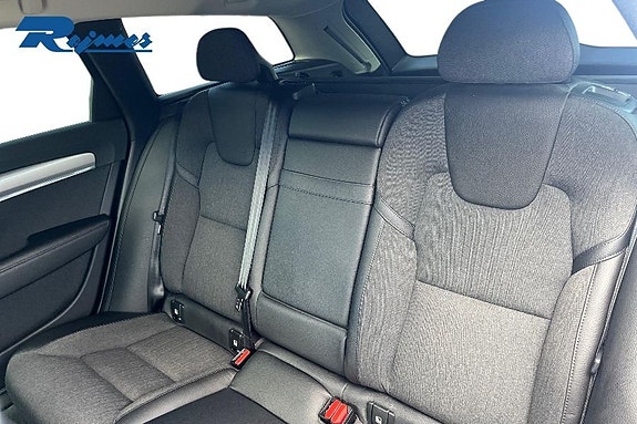 Volvo V90 15 of 22