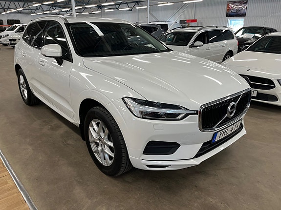 Volvo XC60 2 of 6