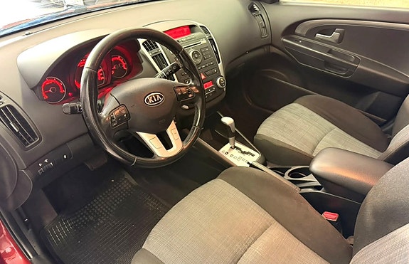 Kia Ceed 8 of 23