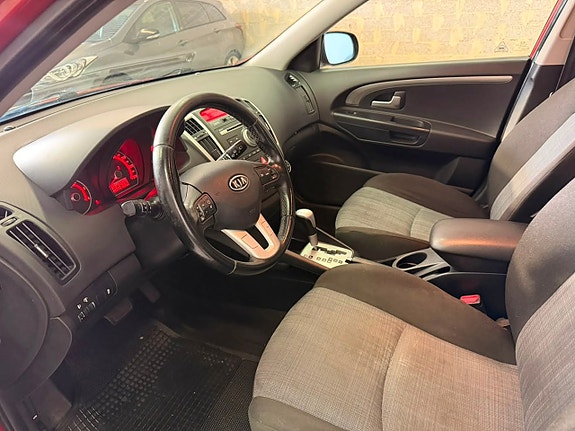Kia Ceed 9 of 23