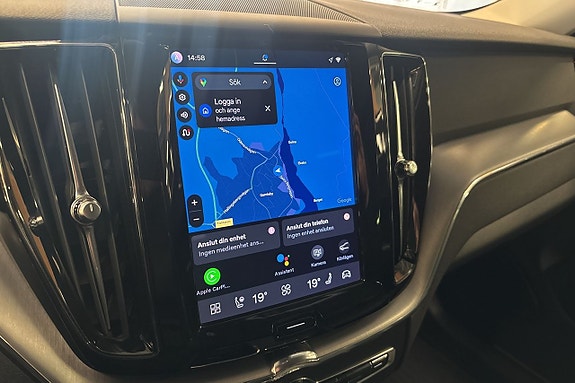 Volvo XC60 15 of 18