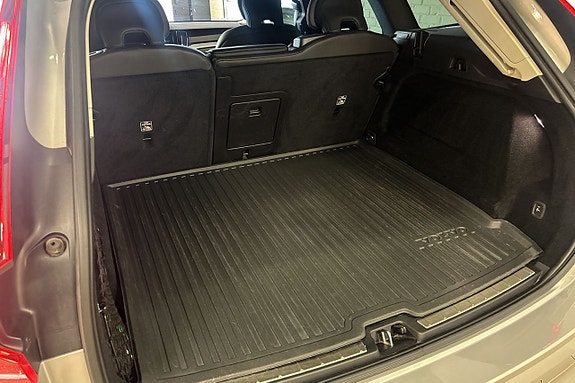Volvo XC60 6 of 18