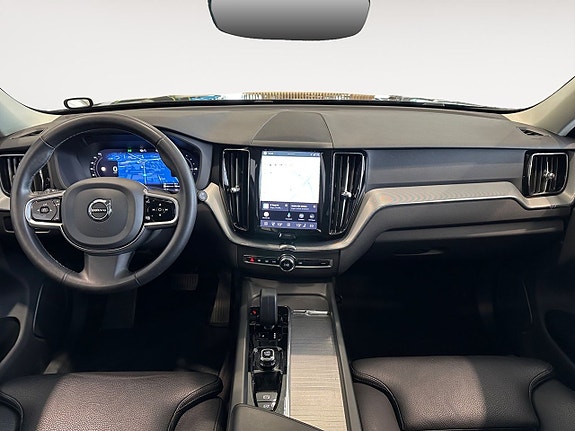 Volvo XC60 14 of 26