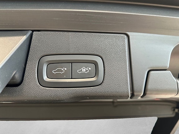 Volvo XC60 19 of 26