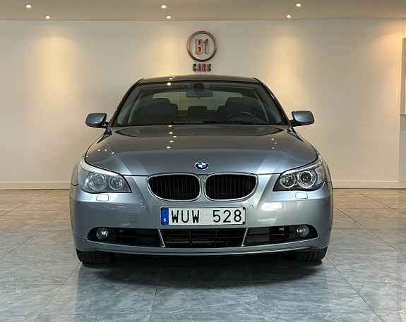 BMW 530i 6 of 16