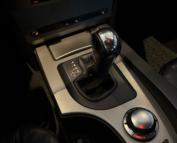BMW 530i 16 of 16