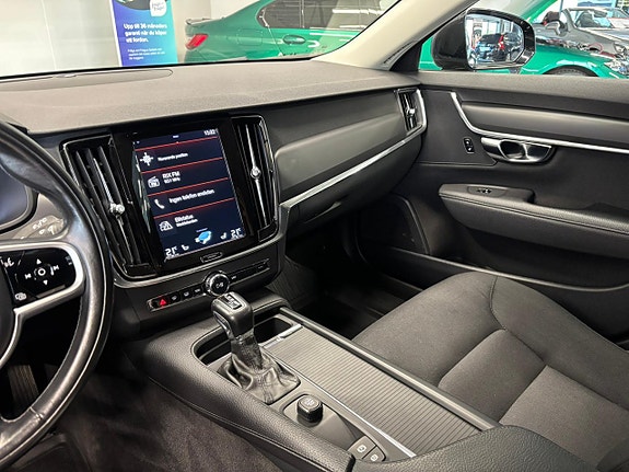 Volvo V90 18 of 26