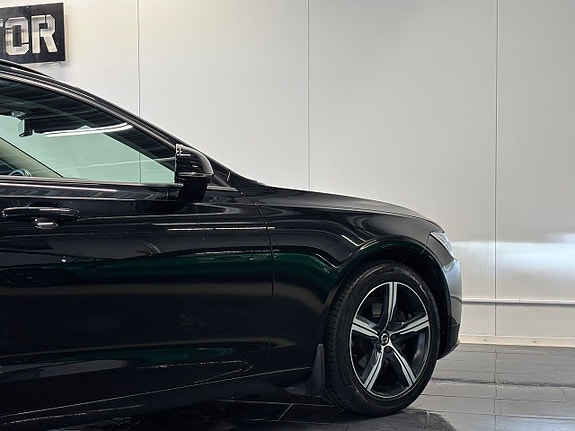 Volvo V90 10 of 26