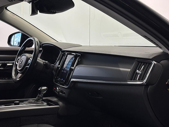 Volvo V90 25 of 26