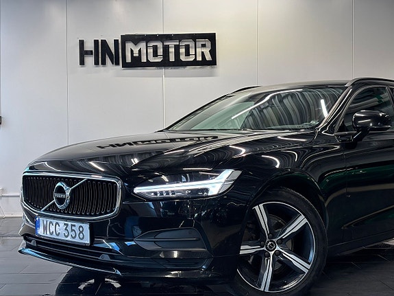 Volvo V90 2 of 26