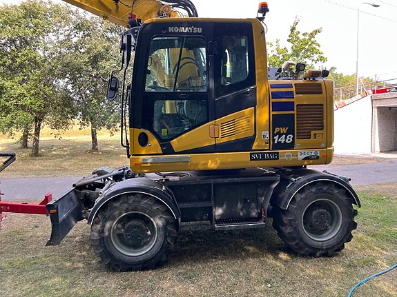 Komatsu PW148-11E0 4 of 6