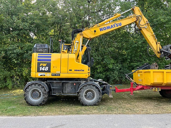 Komatsu PW148-11E0 2 of 6