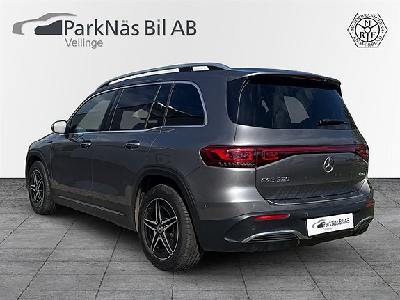 Mercedes-Benz EQB350 3 of 17