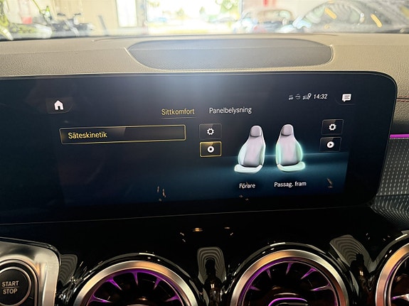 Mercedes-Benz EQB350 16 of 17