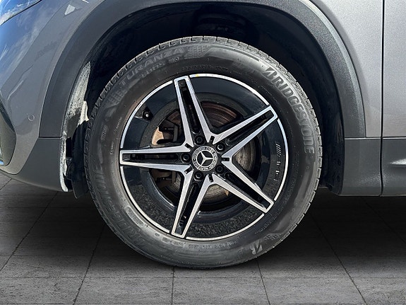 Mercedes-Benz EQB350 17 of 17