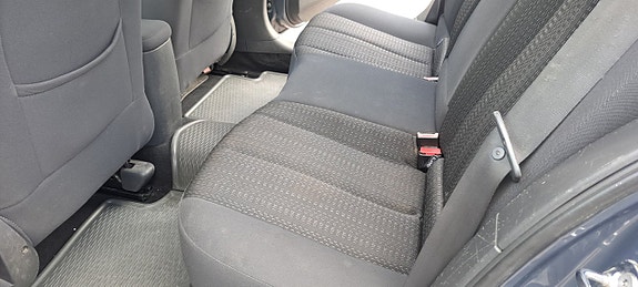 Renault Megane 13 of 16