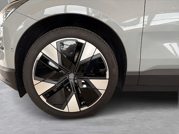 Volvo EX30 8 of 20