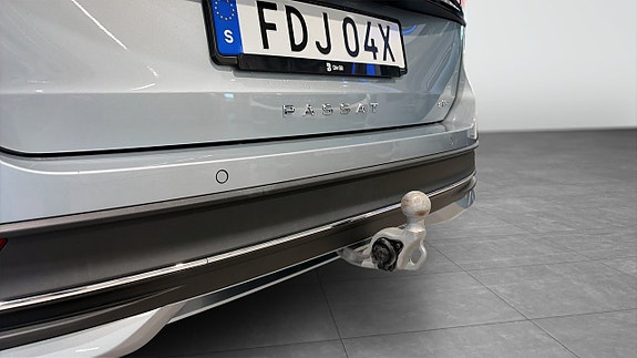 Volkswagen Passat 14 of 14