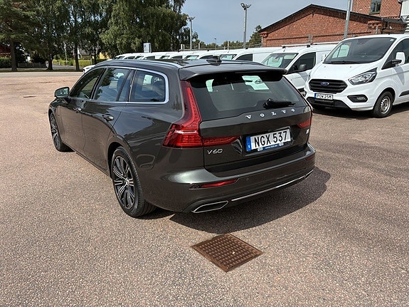 Volvo V60 6 of 12