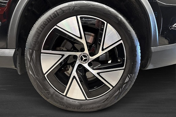 Mercedes-Benz GLC300 de 5 of 11